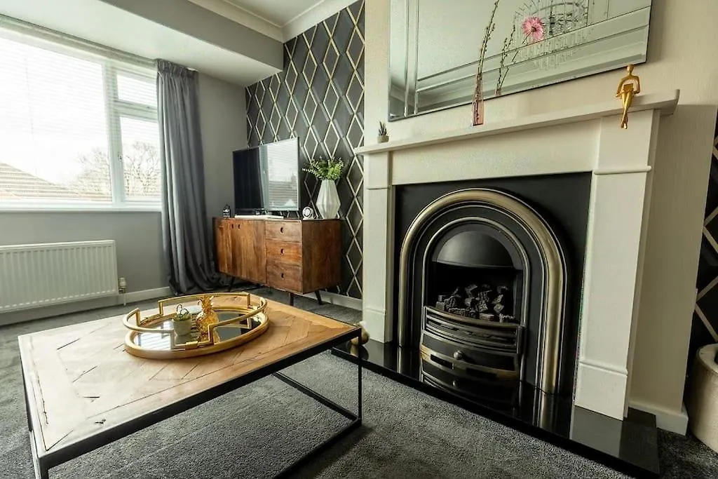 Woodfield Road - Two Bed In Harrogate With Cosy Living Room Fire. Ferienhaus