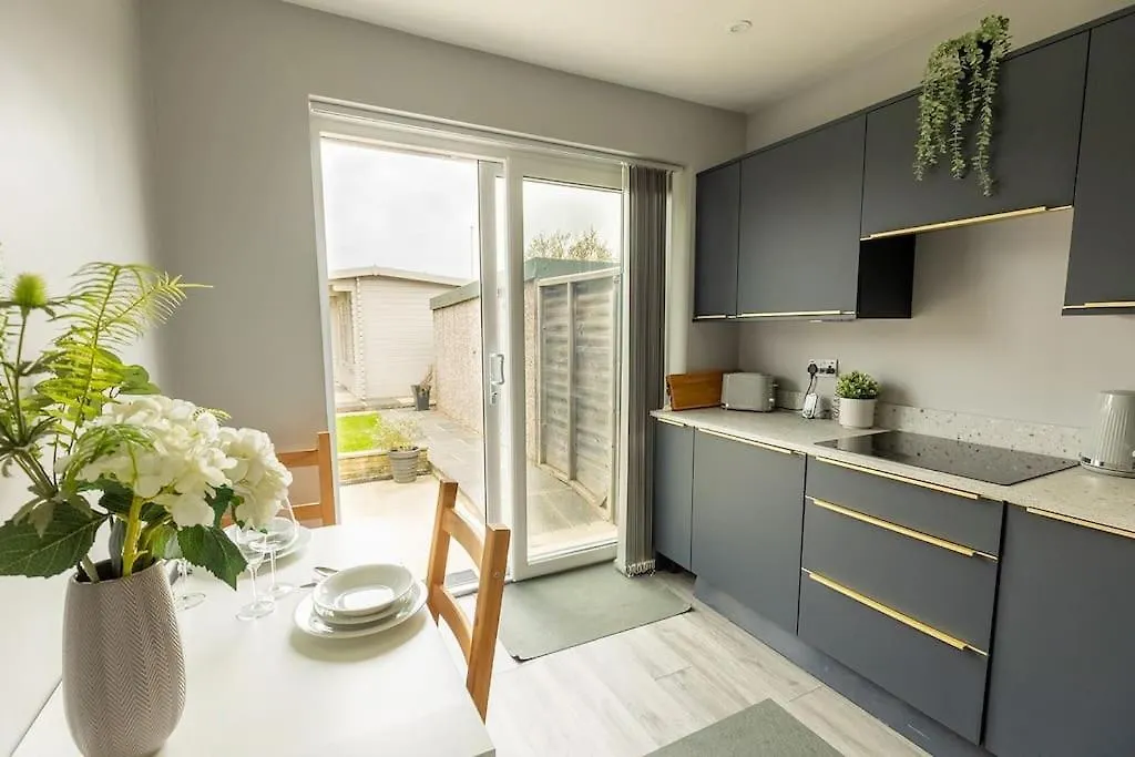 Ferienhaus Woodfield Road - Two Bed In Harrogate With Cosy Living Room Fire.