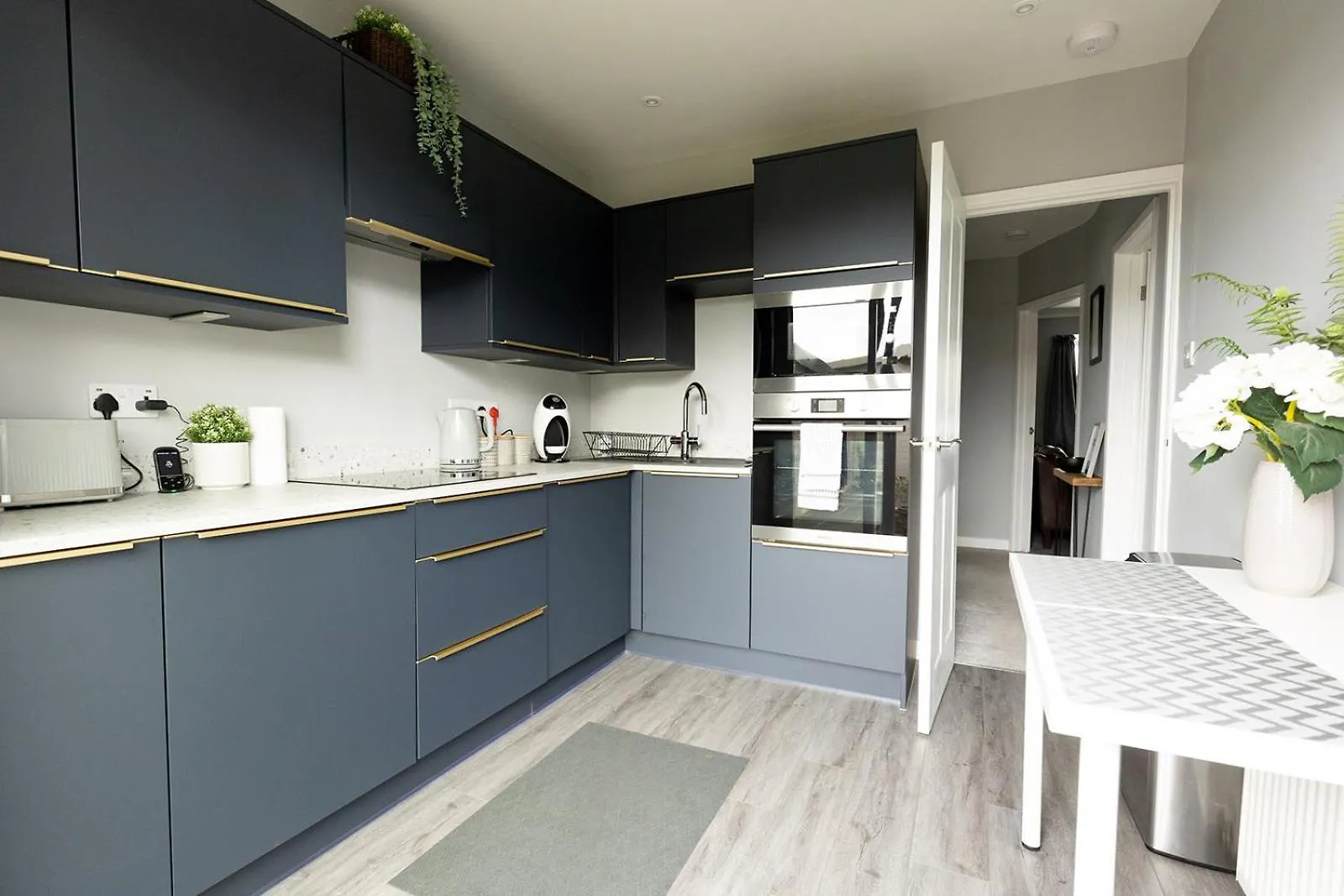 Woodfield Road - Two Bed In Harrogate With Cosy Living Room Fire. Ferienhaus